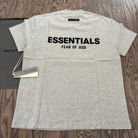 Fear Of God Essentials t-shirt Dark Grey Oatmeal L Large Tshirt NEW NWT - Picture 1 of 6
